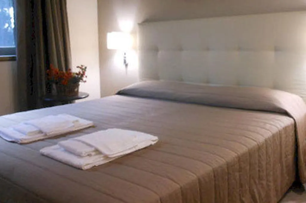 ***  Hotel Desiderio 로마 이탈리아